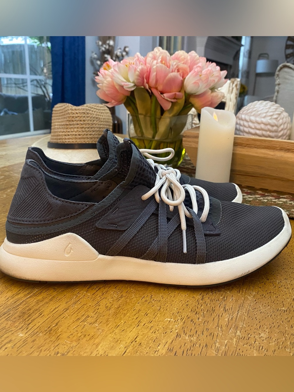 Olukai Men's Holo convertible Sneakers size 9